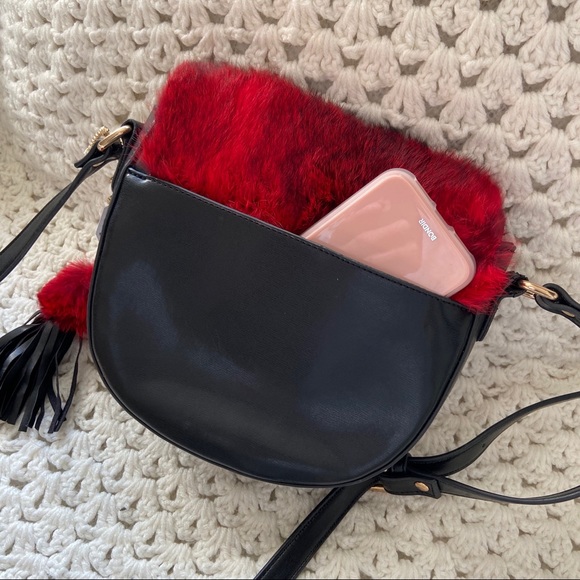 Handmade Real Rabbit Red Fur Handbag - Picture 6 of 8